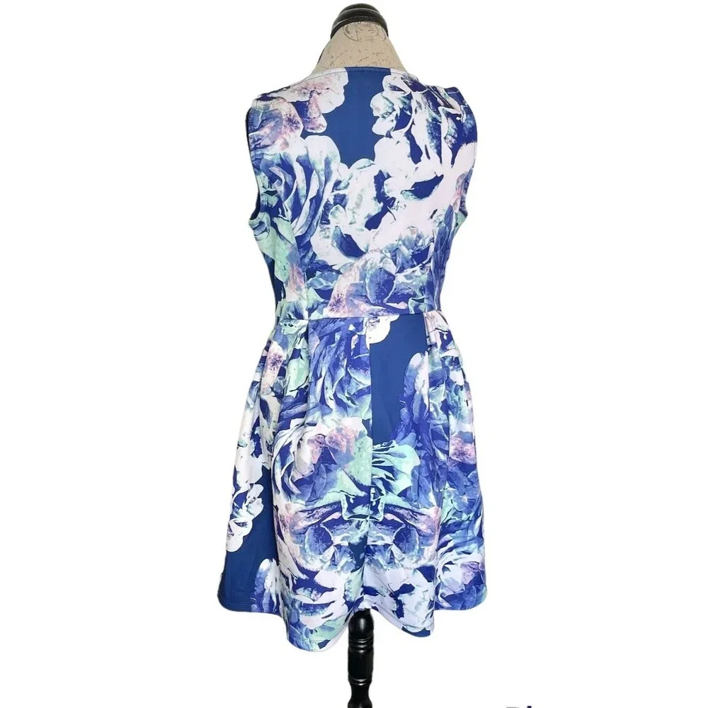 Apt 9 Womens Dress Sleeveless Sz Medium Floral Shift Artsy Spring Summer Easter